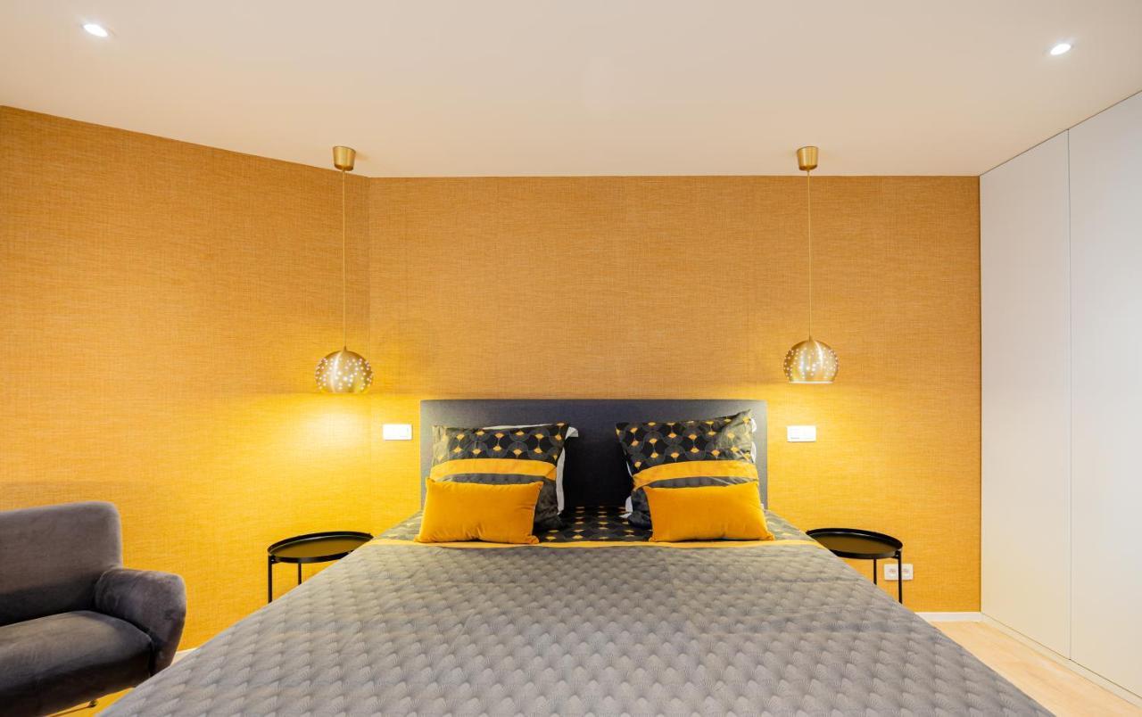 Aparthotel Les Camuches Tournai Exterior foto